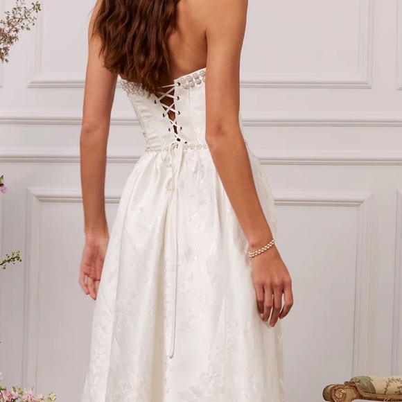 V. Chapman Lucia Dress in White Baroque Floral - Picture 3 of 15